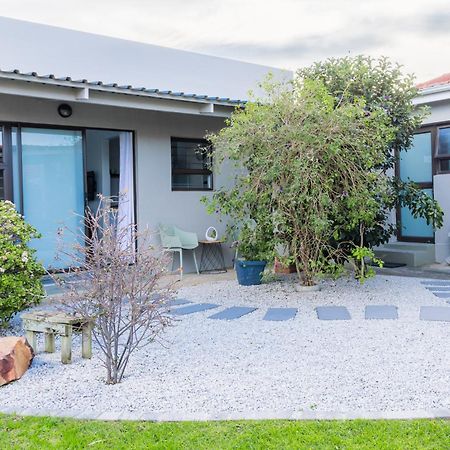 Three Small Trees Port Elizabeth Exterior photo